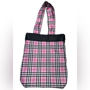 La-La Lana pink plaid tote bag. Handmade, chic, classy, lightweight, functional.